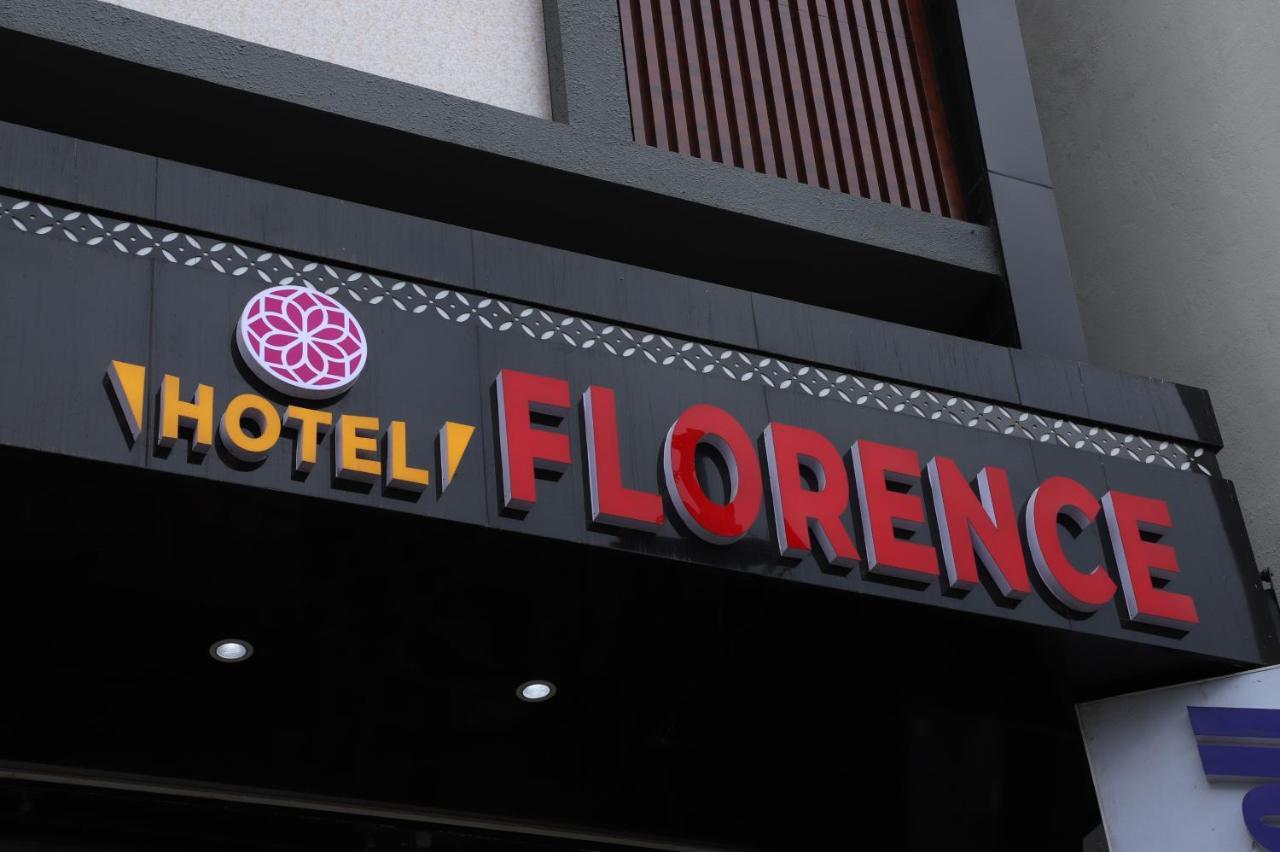 Hotel Florence Нандед Экстерьер фото